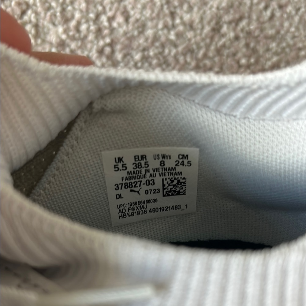 Puma White and Black Sneakers - Picture 5 of 6